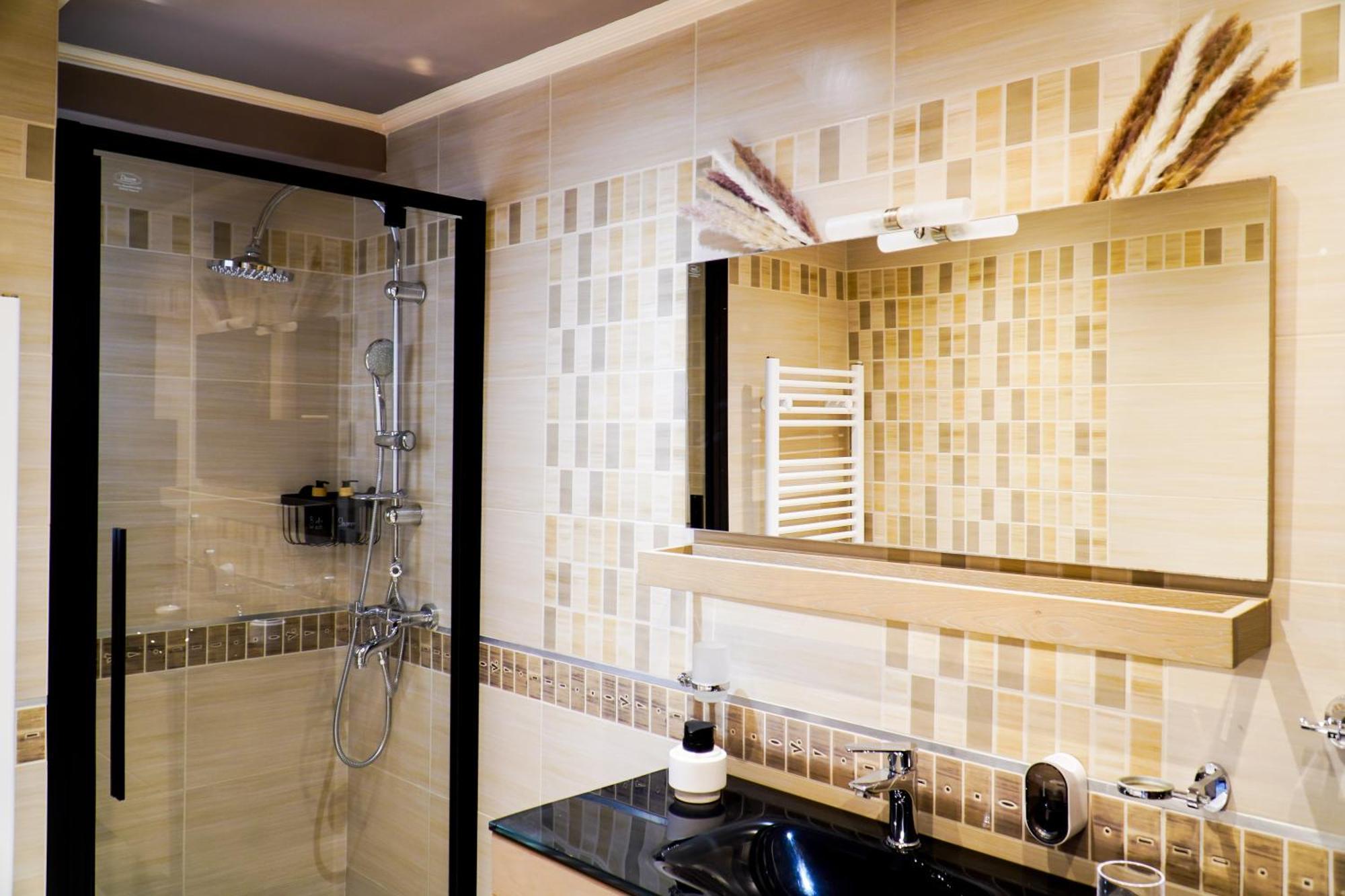 Appartamento Cozy Artemis House Near Athens Airport Esterno foto