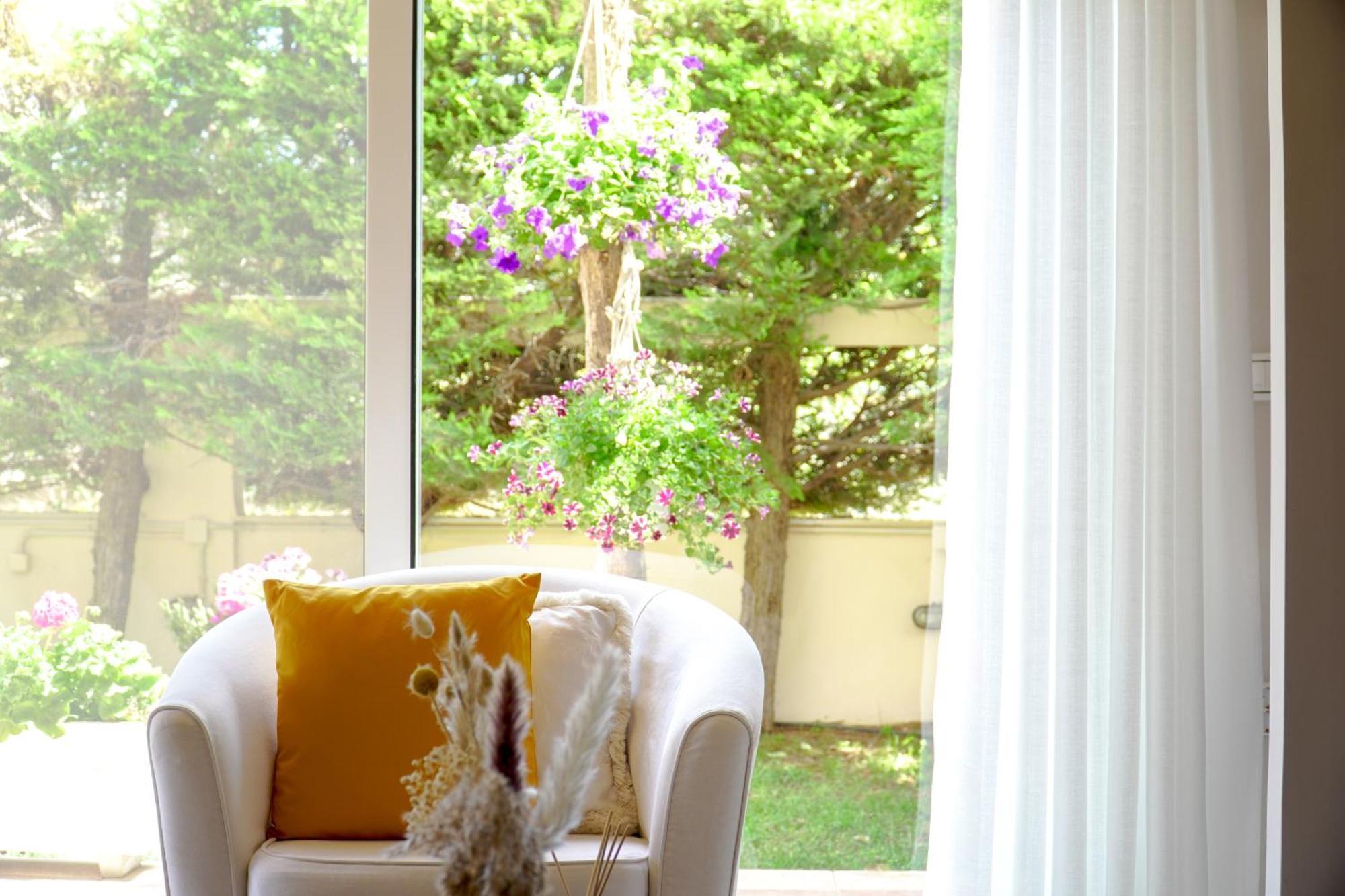 Appartamento Cozy Artemis House Near Athens Airport Esterno foto